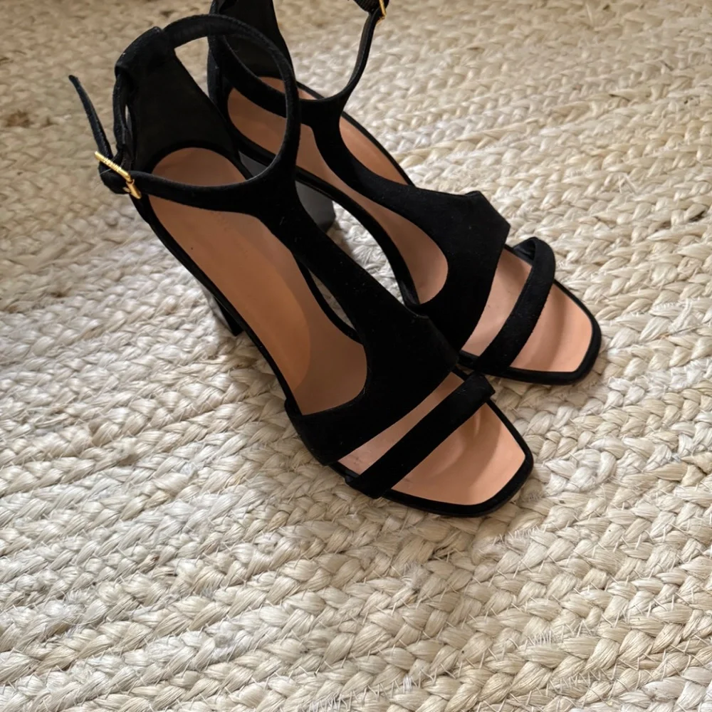 Celine Suade Heels 36.5 6 - Picture 11 of 11